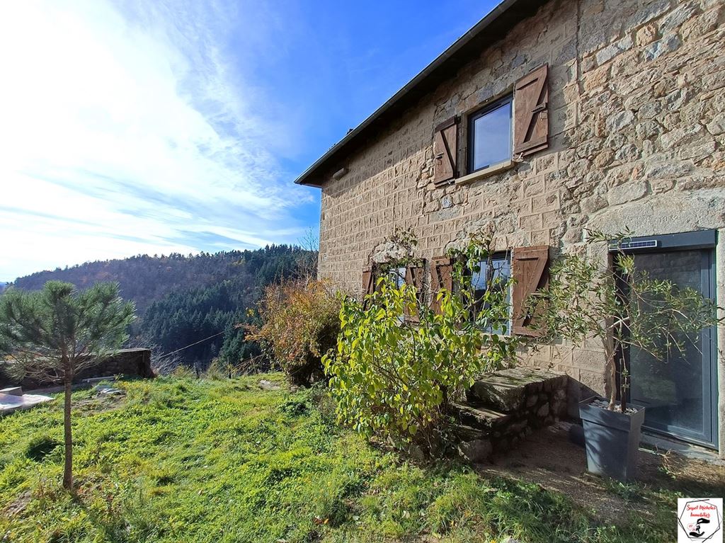 Corps de ferme EMPURANY 269000€ SAPET MICHELAS IMMOBILIER Corps de ferme EMPURANY 269000€ SAPET MICHELAS IMMOBILIER