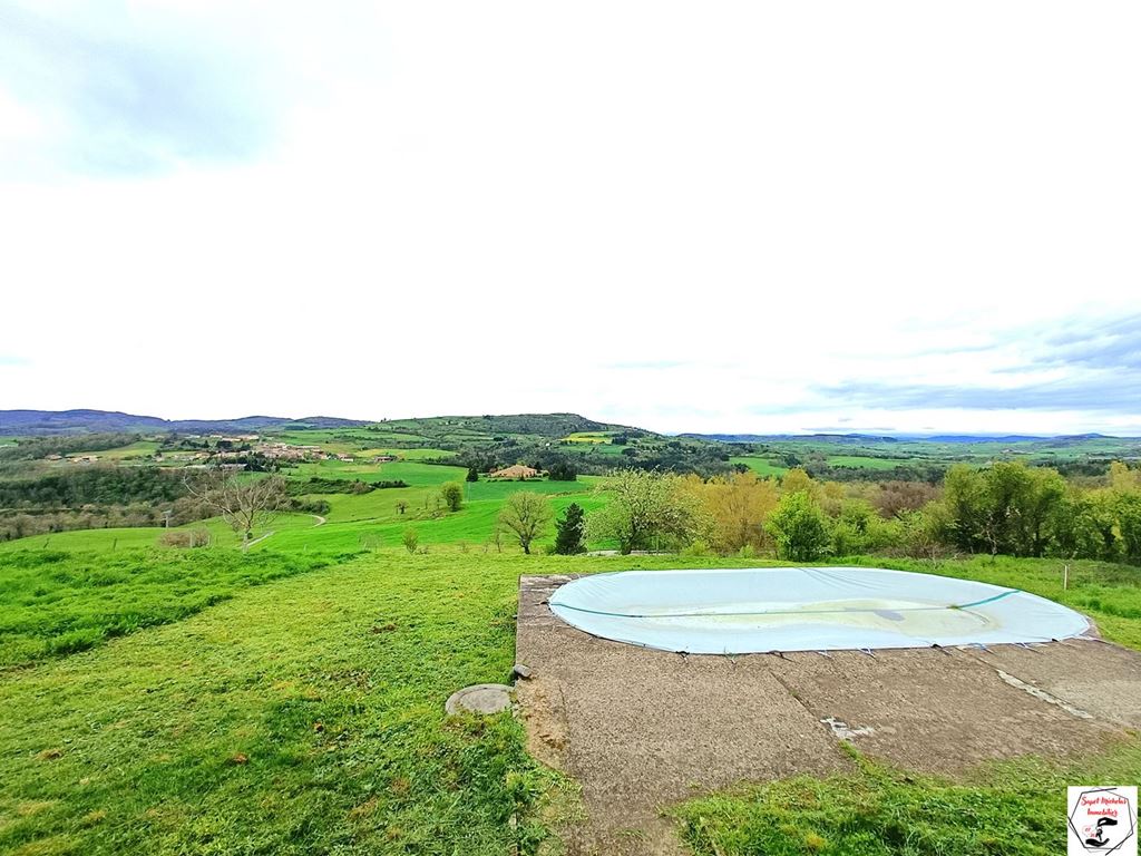 Maison de caractère ST SYLVESTRE 369000€ SAPET MICHELAS IMMOBILIER